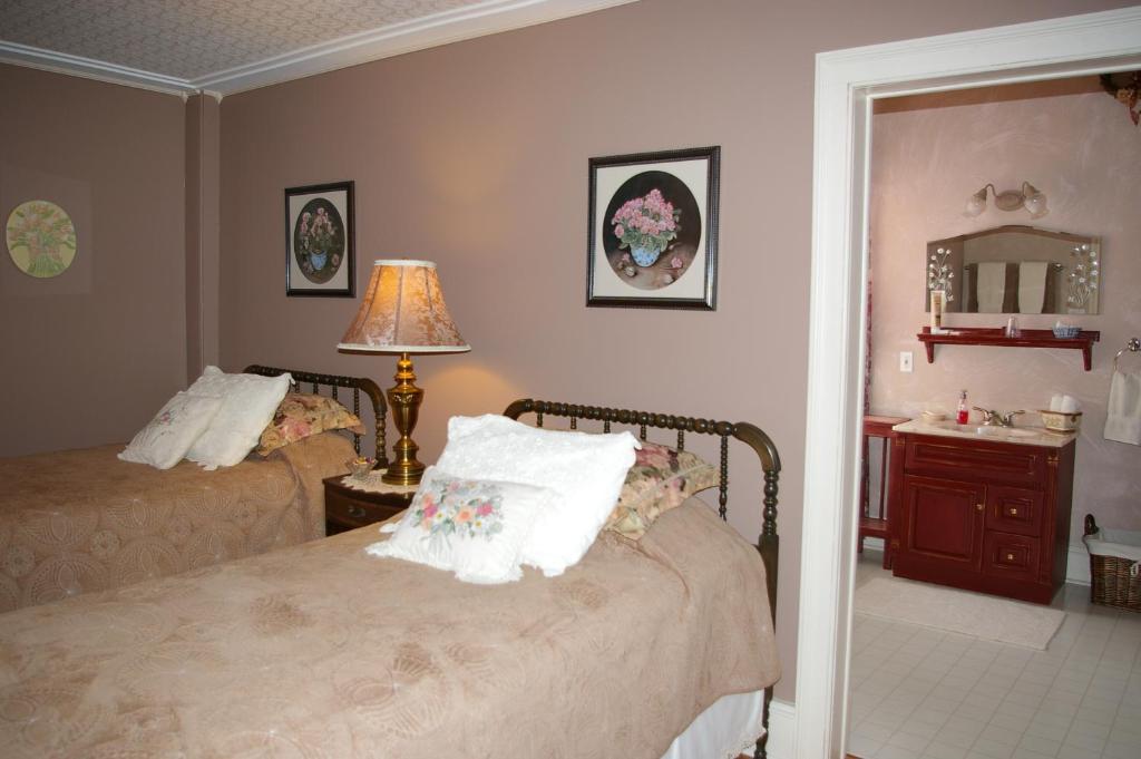 Royal Manor Bed & Breakfast Niagara-on-the-Lake Ngoại thất bức ảnh